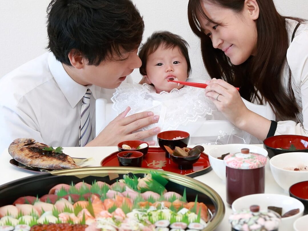 お寿司何歳から食べれる？子供の食事について