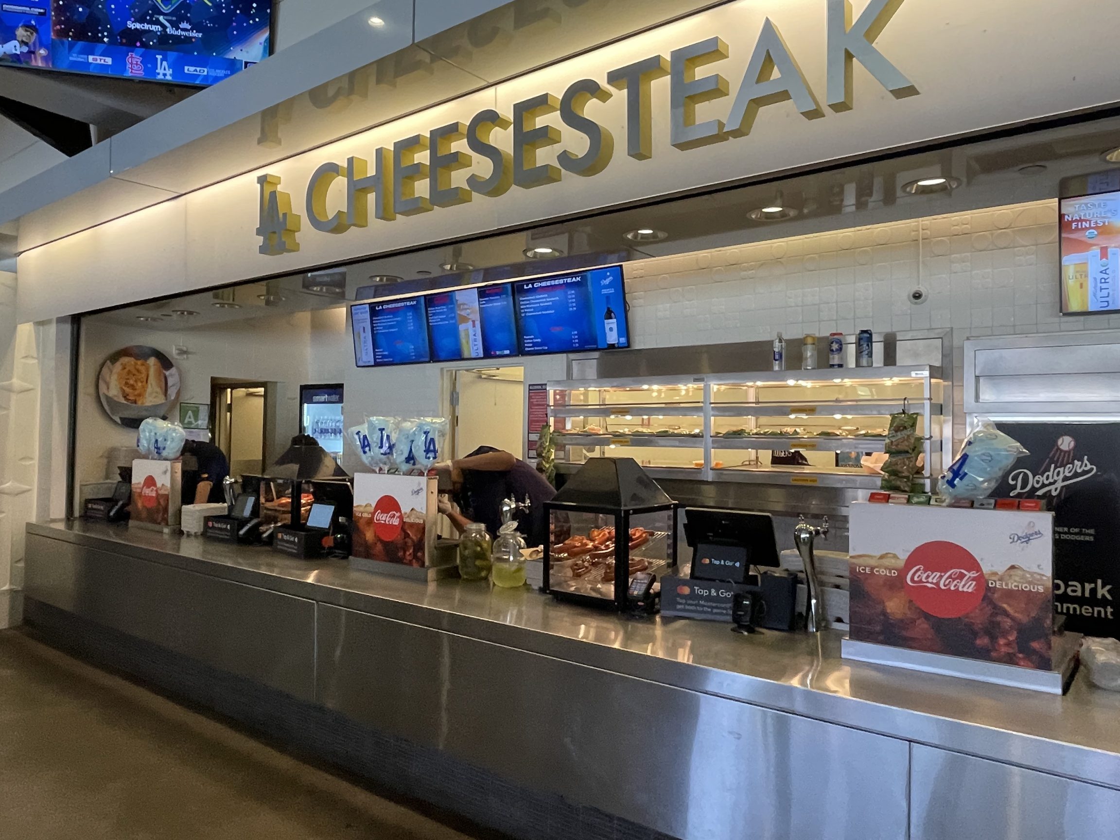 ドジャース 寿司 どこで食べられるかの情報